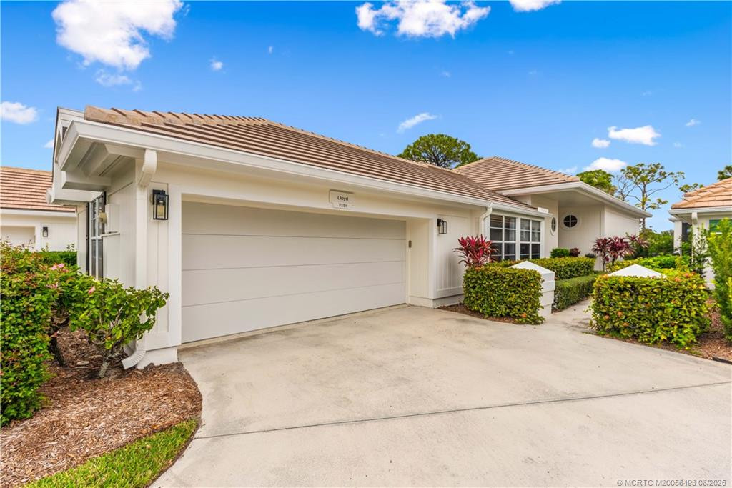 Photo 2 at 2251 NW Seagrass Drive, Palm City