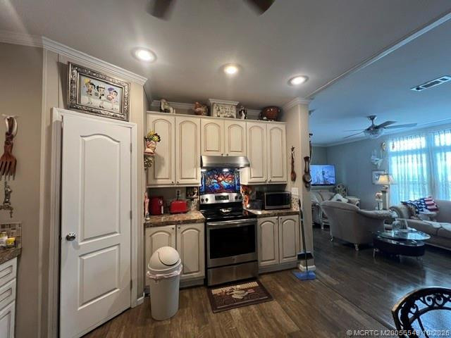 2555 Pga Boulevard #425, Palm Beach Gardens FL - photo 7 of 57
