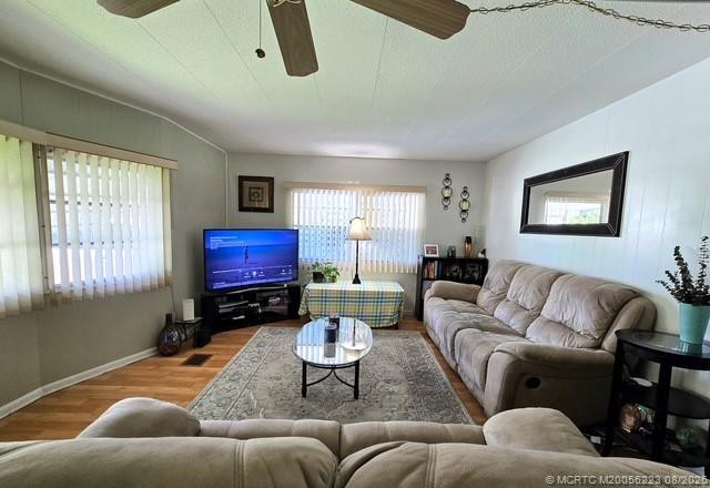 Photo 2 at 6322 Cypress Lane, Lantana