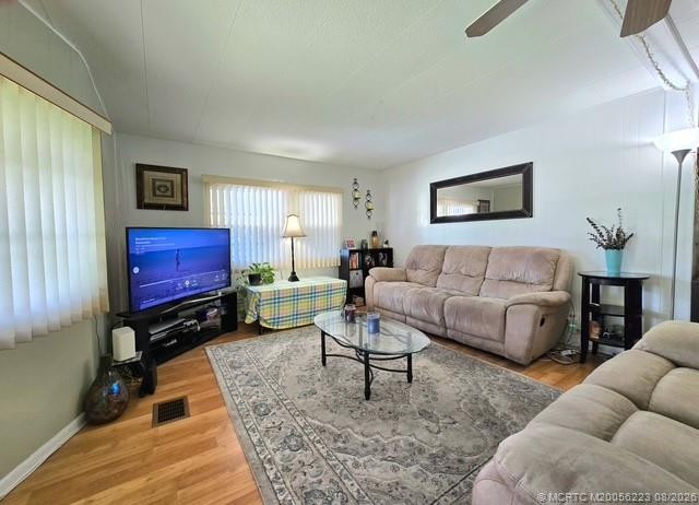 Photo 5 at 6322 Cypress Lane, Lantana
