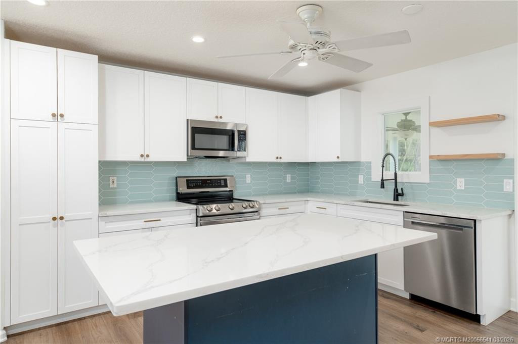 Photo 7 at 8300 SE Camellia Drive, Hobe Sound