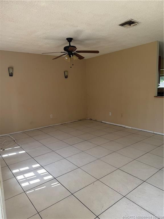 Photo 3 at 2470 SE University Terrace, Port St. Lucie