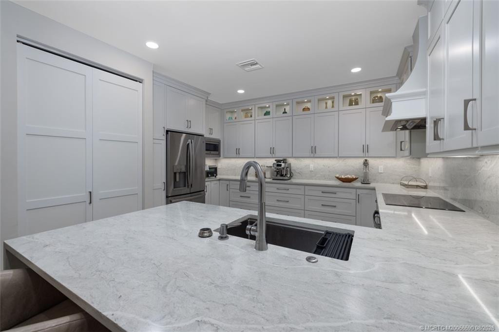 2390 SW Island Creek Trail — photo 26