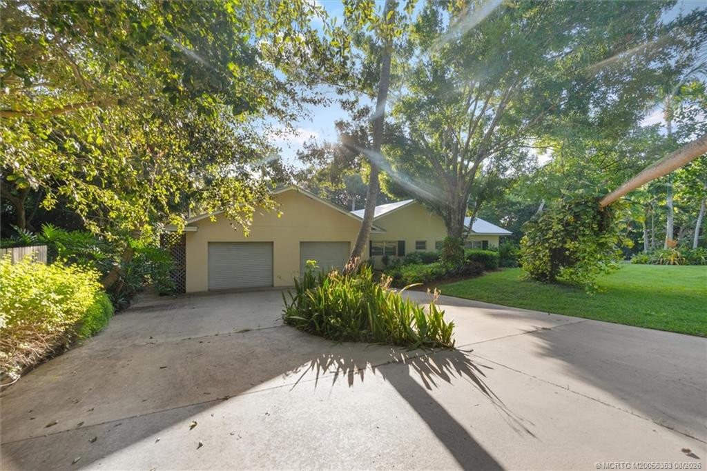 Photo 8 at 24/22 Via Lucindia Drive, Sewalls Point