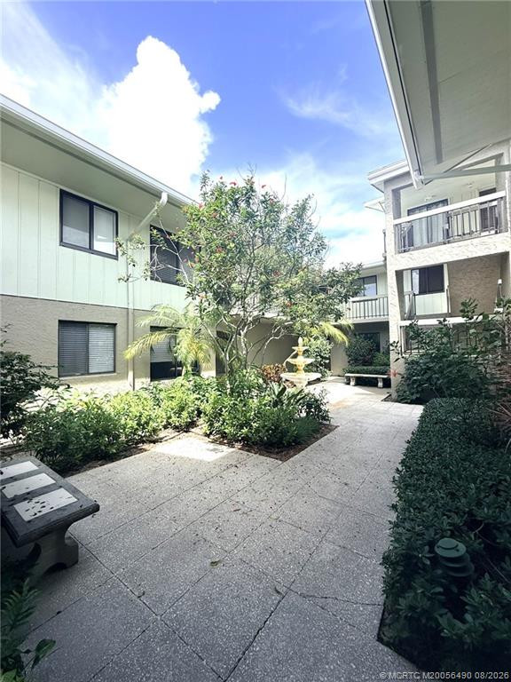 800 NW Fork Road 10-10, Stuart – Condominium for sale