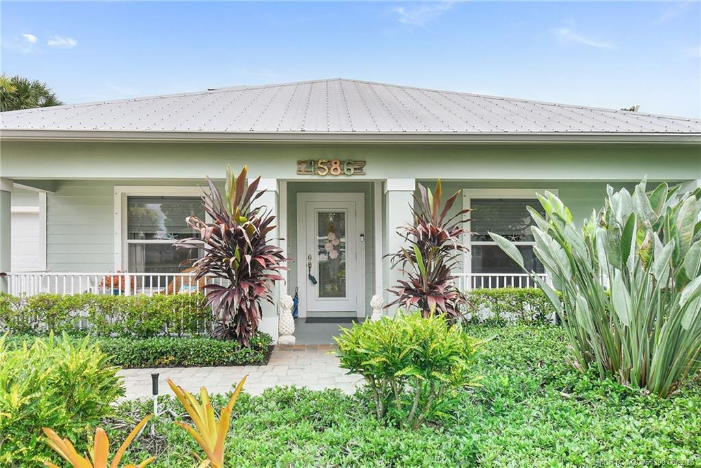 Photo 7 at 4586 SE Manatee Terrace, Stuart