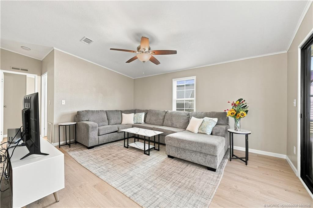 2917 Fiddlewood Circle, Fort Pierce FL - photo 9 of 39