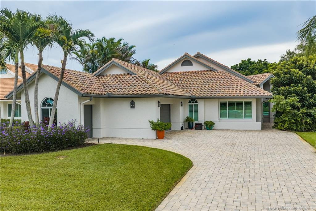 11815 SE Plandome Drive, Hobe Sound, FL 33455