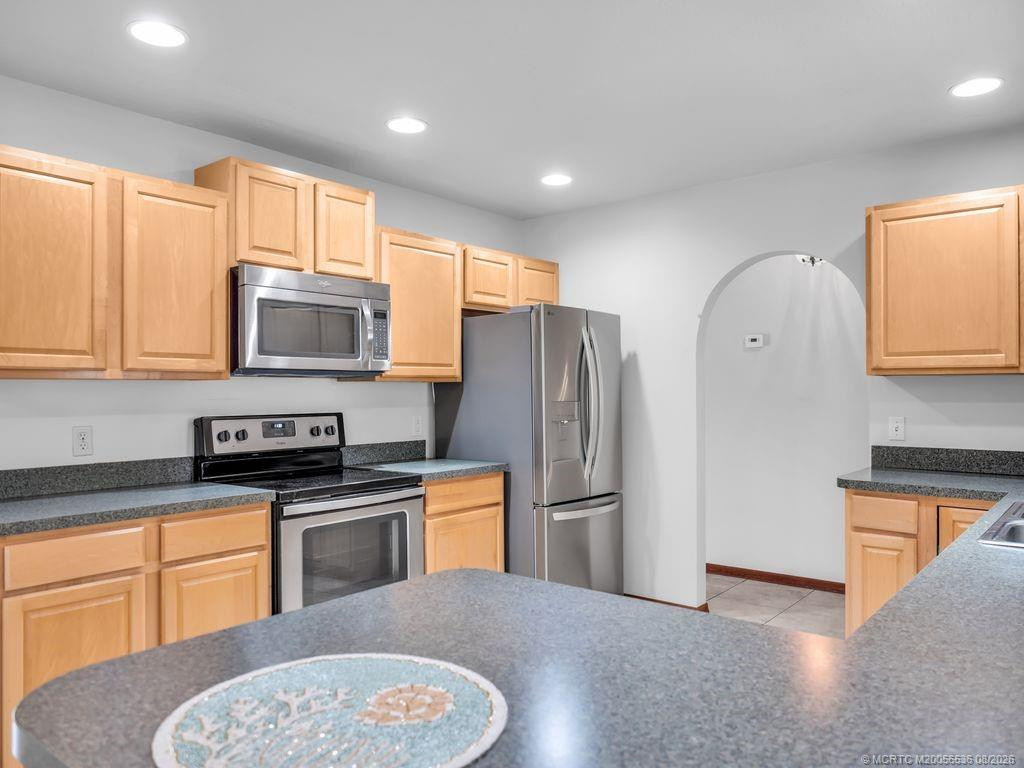 104 Sheridan Lane, Jensen Beach FL - photo 15 of 35