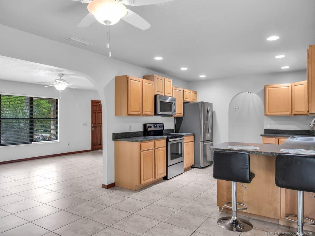 104 Sheridan Lane, Jensen Beach FL - photo 17 of 35