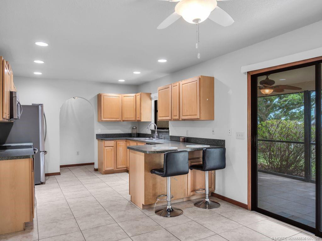 104 Sheridan Lane, Jensen Beach FL - photo 19 of 35