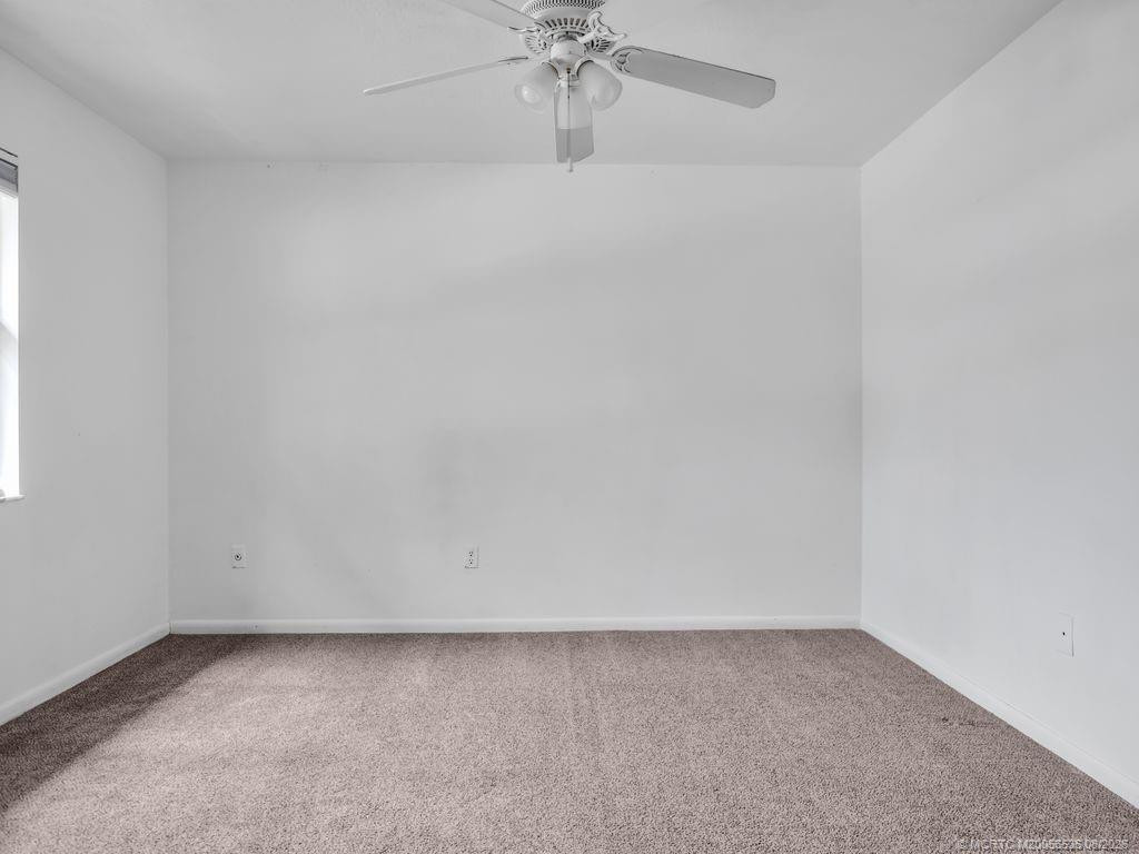 104 Sheridan Lane, Jensen Beach FL - photo 21 of 35