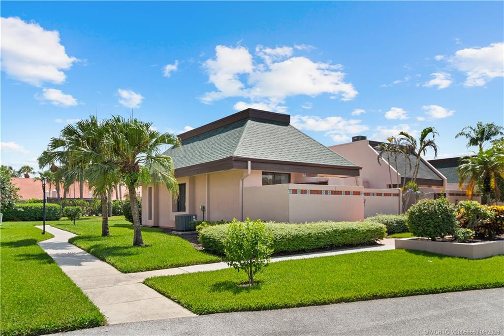 Property photo for 3319 SE La Prado Court, Port St. Lucie, FL 34952