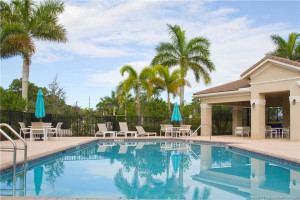 Jensen Beach Country Club pool #2