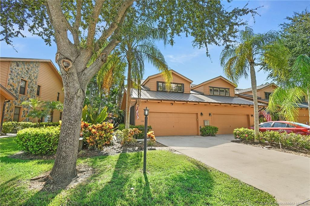 Property photo for 132 SE Crestwood Circle, Stuart, FL 34997