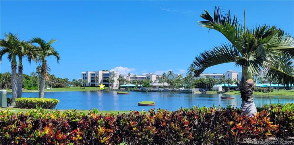 5799 NE Island Cove Way 1101, Stuart – Condominium for sale