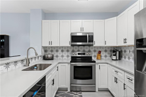 Kitchen (1)
