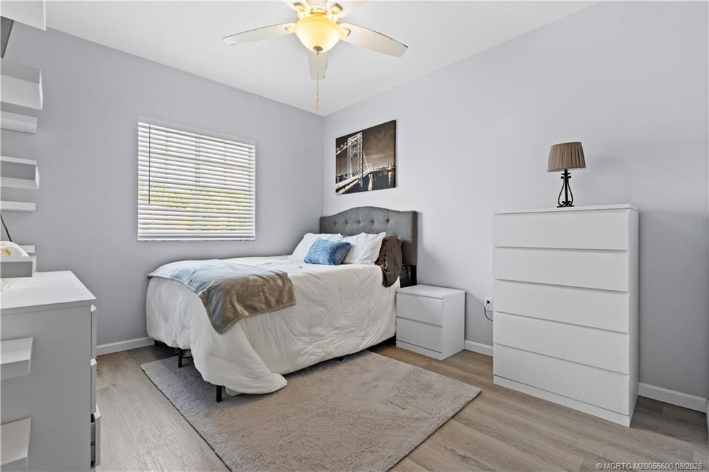 Bedroom (2)