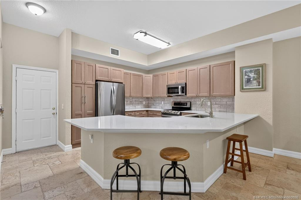 3 bedroom Townhouse at 43 SE Sedona Circle #102, Vilabella Central Park Condo, Stuart — photo 5