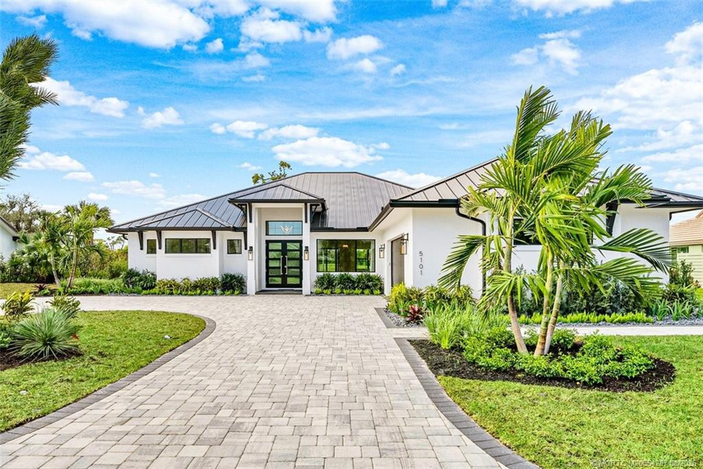 4 bedroom Single Family Residence at 5101 SE Burning Tree Circle, Mariner Sands 01, Stuart — photo 4