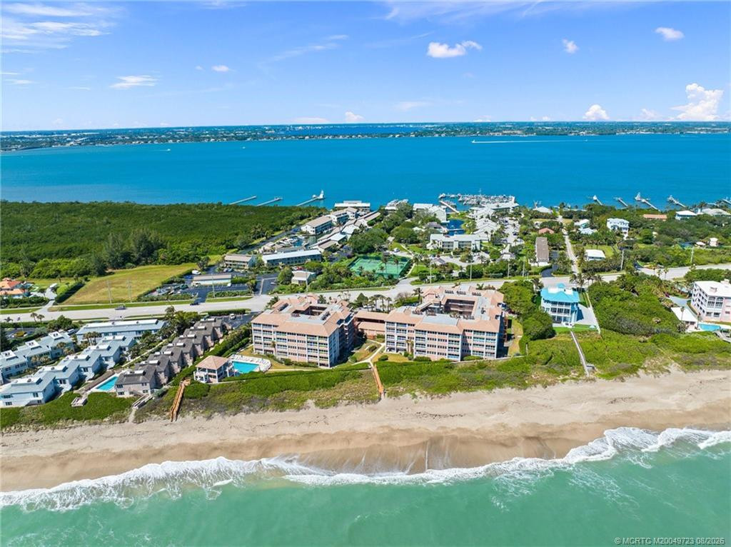The end. Join me for a visit. The Atlantic Ocean, then the Indian River, then the St Lucie River. Boating, fishing in the rivers or in the Atlantic, kite board sailing, or join the Sailing Center. How great is that?