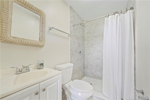 Full bath.