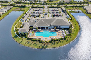 Clubhouse/Community Pool