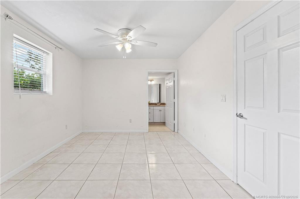 502 SE Edgewood Drive, Stuart FL - photo 18 of 37