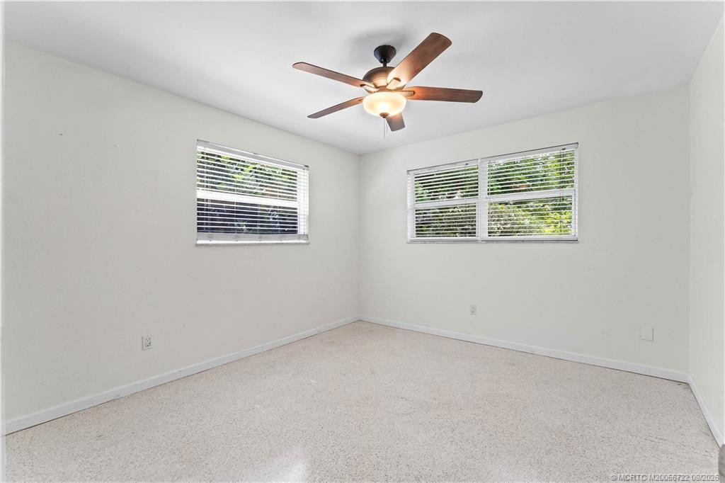 502 SE Edgewood Drive, Stuart FL - photo 24 of 37