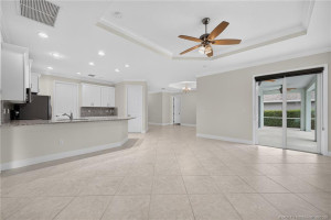 Living Room/Kitchen