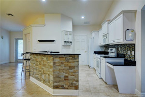Breakfast bar and kitchen view