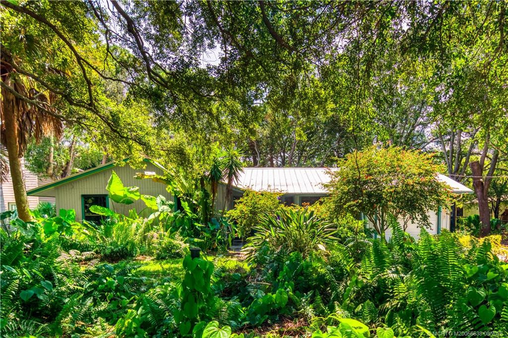 5713 Papaya Drive, Fort Pierce FL - photo 8 of 29