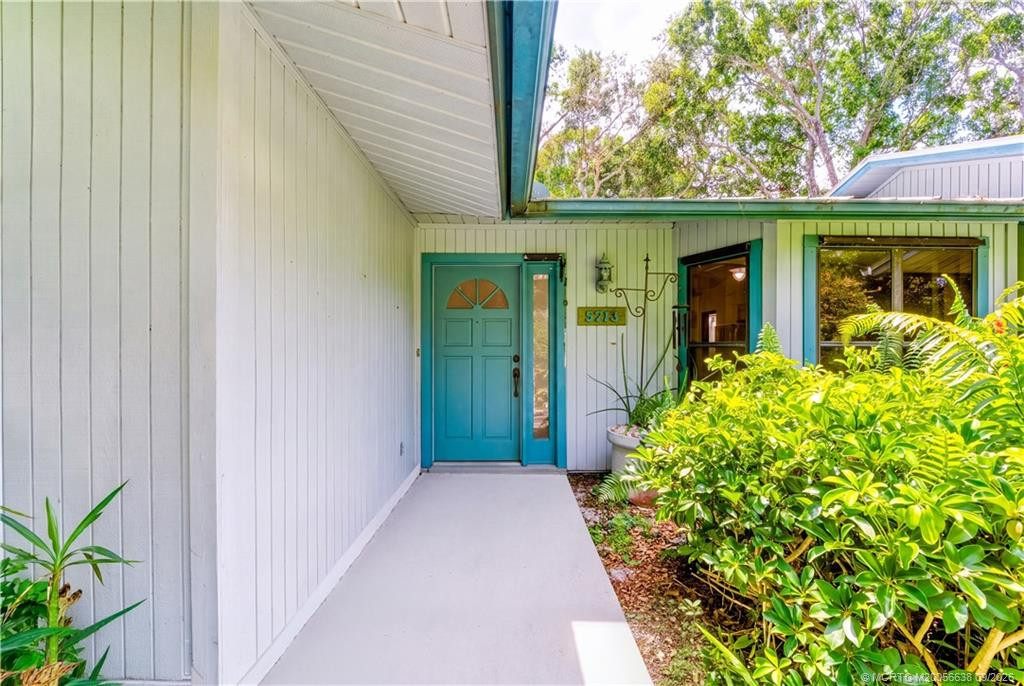 5713 Papaya Drive, Fort Pierce FL - photo 9 of 29