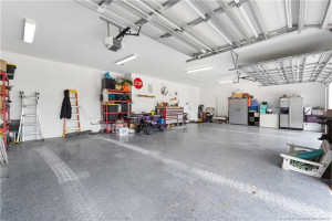 3 car garage