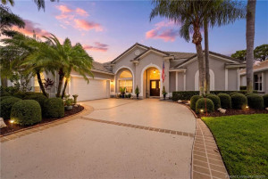 Photo for 2326 SW Whitemarsh Way, Palm City, FL 34990 - listing #M20056731 2326 SW Whitemarsh Way, Palm City, FL 34990
