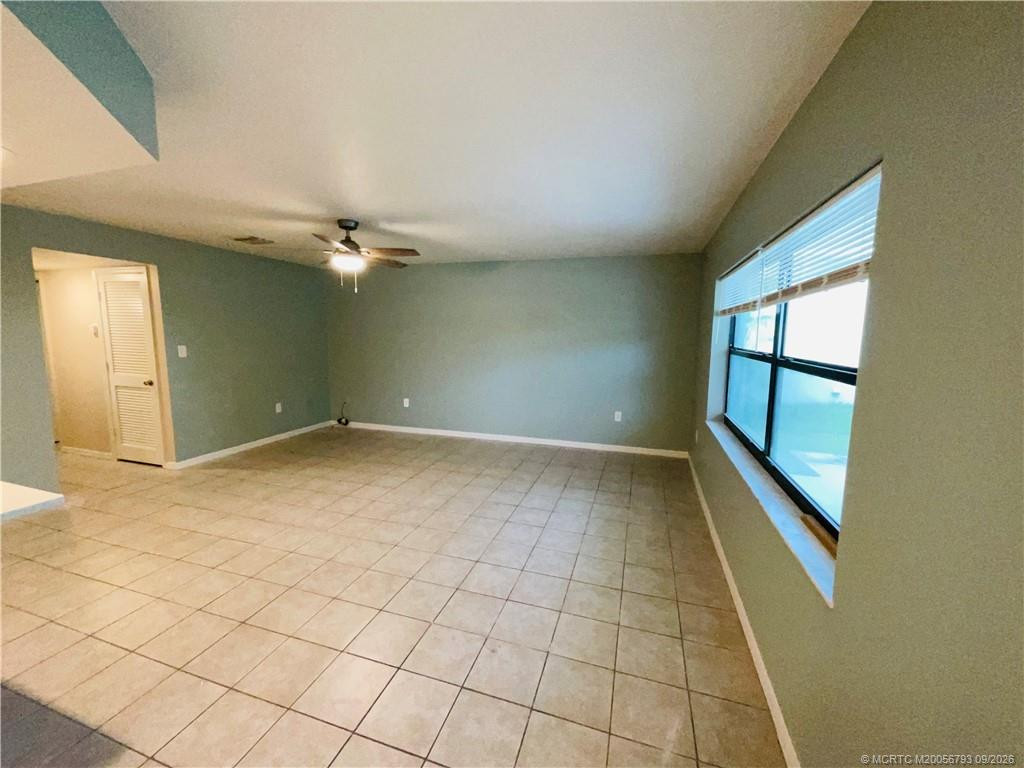 1206 Carlton Court 104, Fort Pierce – Apartment for rent