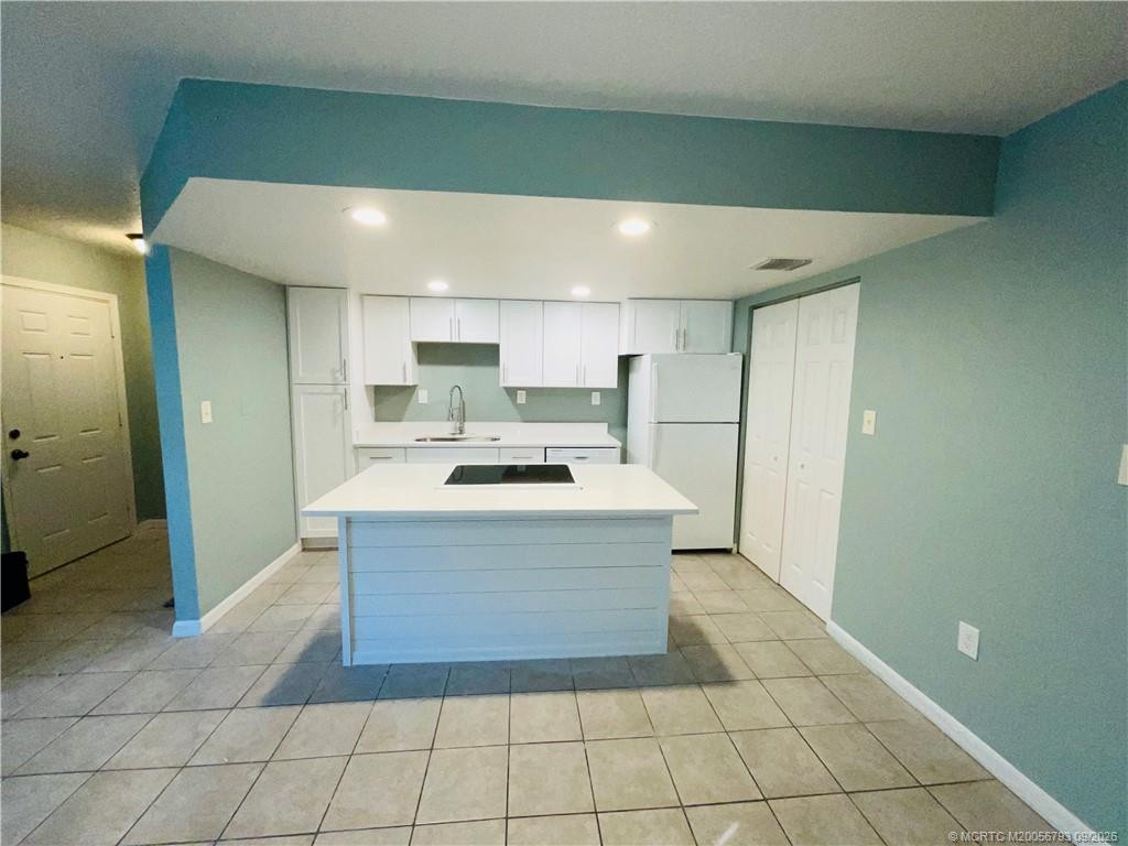 Photo 2 at 1206 Carlton Court 104, Fort Pierce