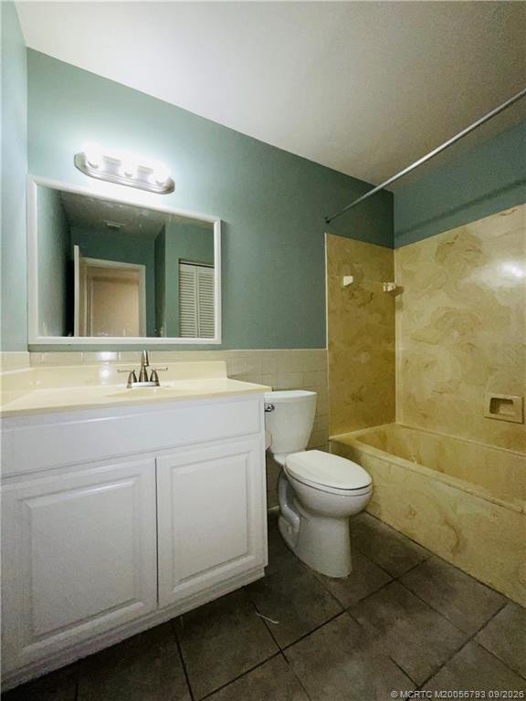 Photo 6 at 1206 Carlton Court 104, Fort Pierce