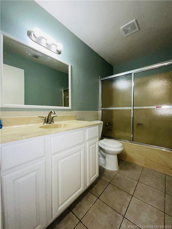 Photo 8 at 1206 Carlton Court 104, Fort Pierce