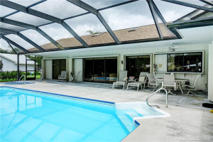 pool to back of house