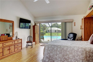 Main bedroom sliders to pool