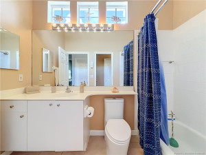 THIS IS THE GUEST BATHROOM, JACK AND JILLDOOR PRIVATE FOR THE GUEST BEDROOM.