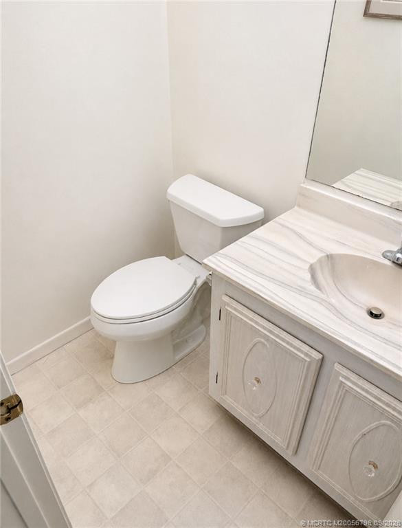2 bedroom Condominium at 2600 S Kanner Highway #T2, De La Bahia Condo, Stuart — photo 4