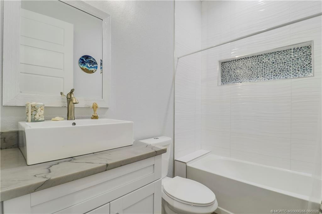 #2 Guest bathroom