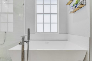 33 Bathroom- Primary