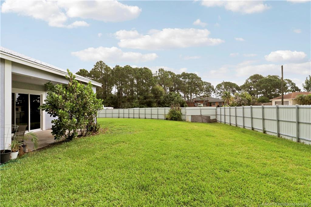 An amazing backyard! 6' metal privacy fence.