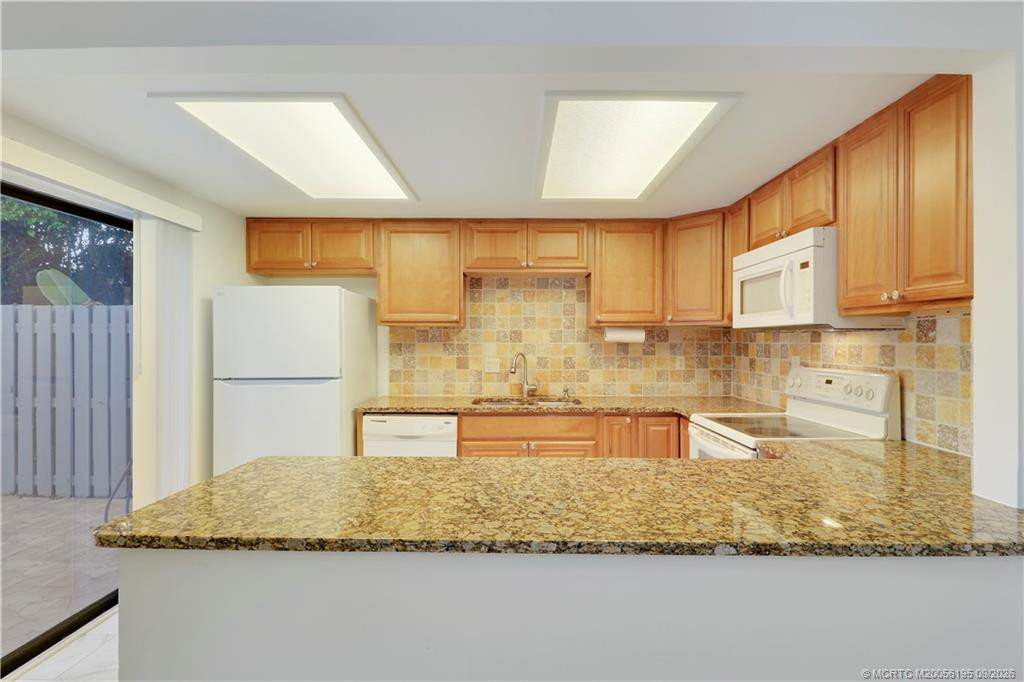 3836 SE Jefferson Street, Stuart – Townhouse for rent