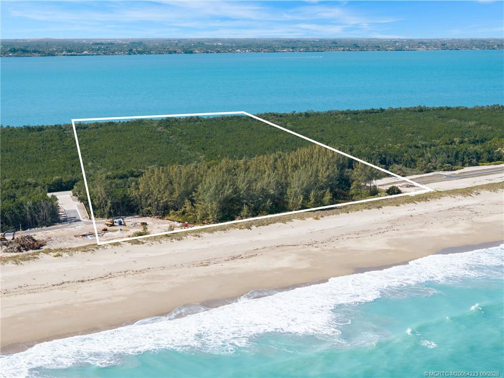 550+ FT of Oceanfrontage