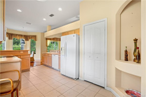 Kitchen niche toward sink and dining