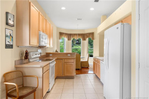 Laundry room to dining